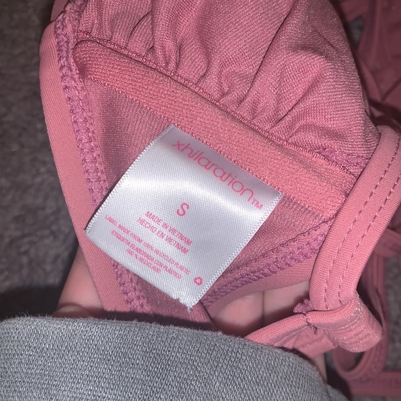 Target swim suit top - Picture 3 of 3